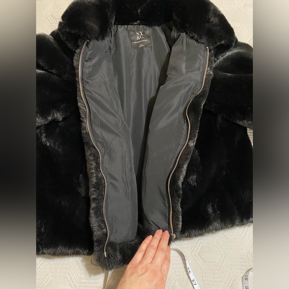 New York & Company Black Faux Fur Coat Size L/XL NWT - Picture 4 of 11